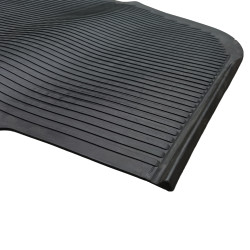 Front rubber floor mat (black)