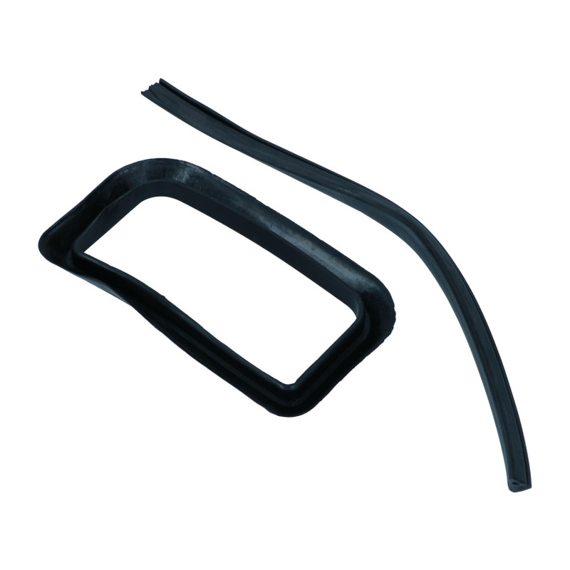 Rubbers dog house engine tin